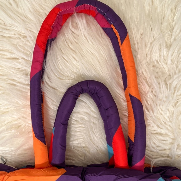 OLLY "Bag in Puffy color Burst" - Picture 4 of 8